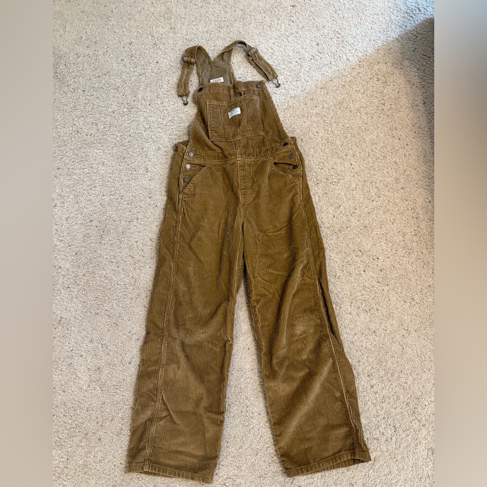 Levi’s Women's Brown Corduroy Overalls - Medium